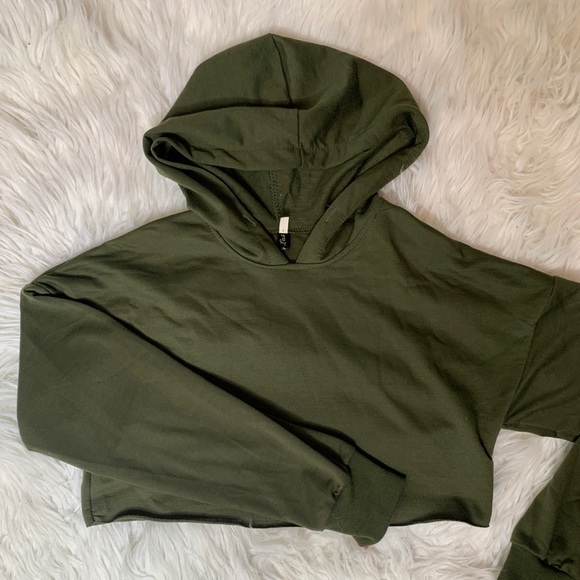 Cropped sweater - Picture 2 of 2